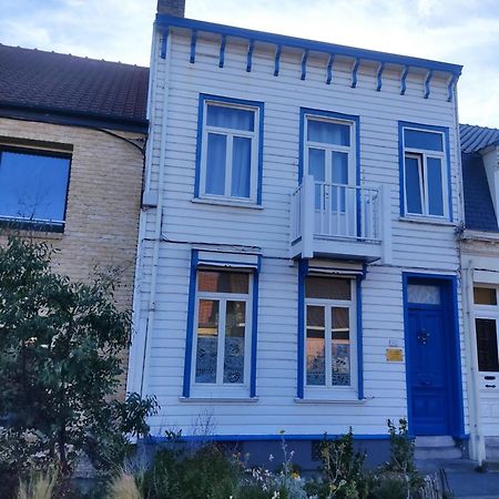 Jolie Maison En Bois Authentique Dunkirk Luaran gambar